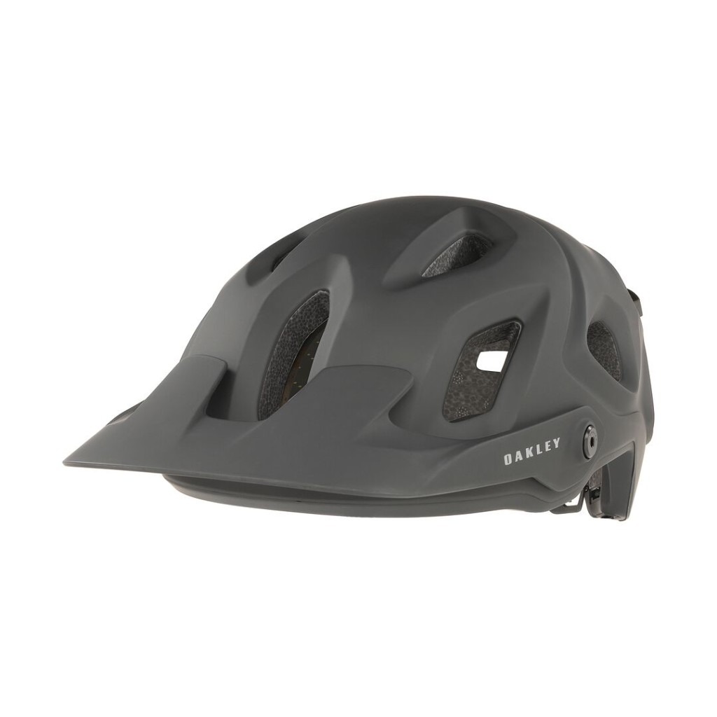 Helma Oakley DRT5